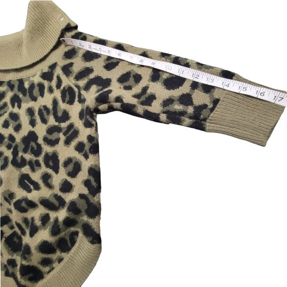 89th & Madison Cheetah Print Olive Green Black Cowl Neck Sweater Small Petite - Picture 8 of 10